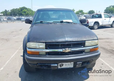 2003 Chevrolet S-10 Ls из США, поврежденный, VIN 1GCCT19X938129158